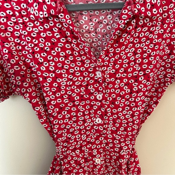 SHEIN Ditsy Floral Button Front Red White Midi Short Sleeve Dress Size Small - Picture 6 of 8